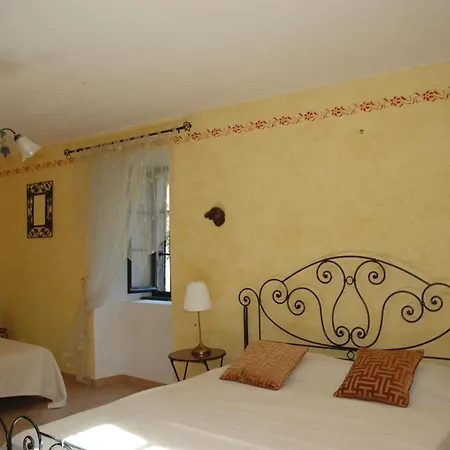 D'hotes Le Grand Chaleat