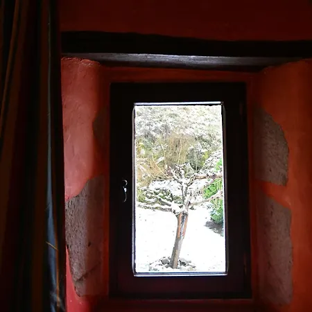 D'hotes Le Grand Chaleat Bed & Breakfast Eclassan